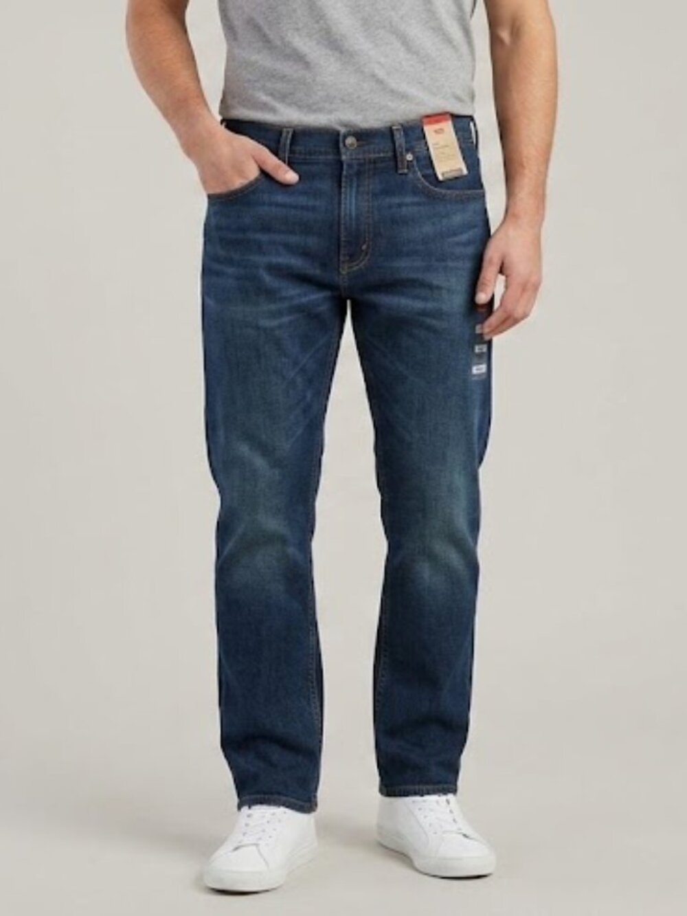 NWT Levi's Men's Relaxed Straight Jeans in Dark Blue Wash size 36 x 30